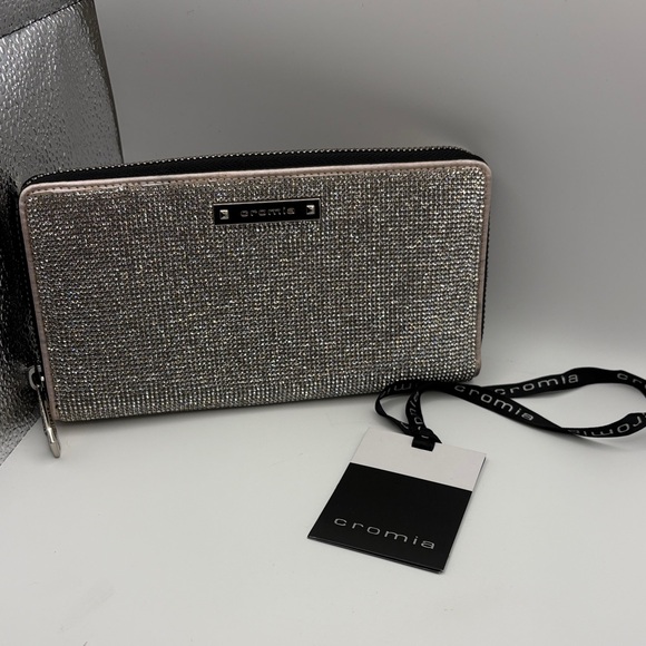 Cromia Rhinestone Wallet - Picture 1 of 8